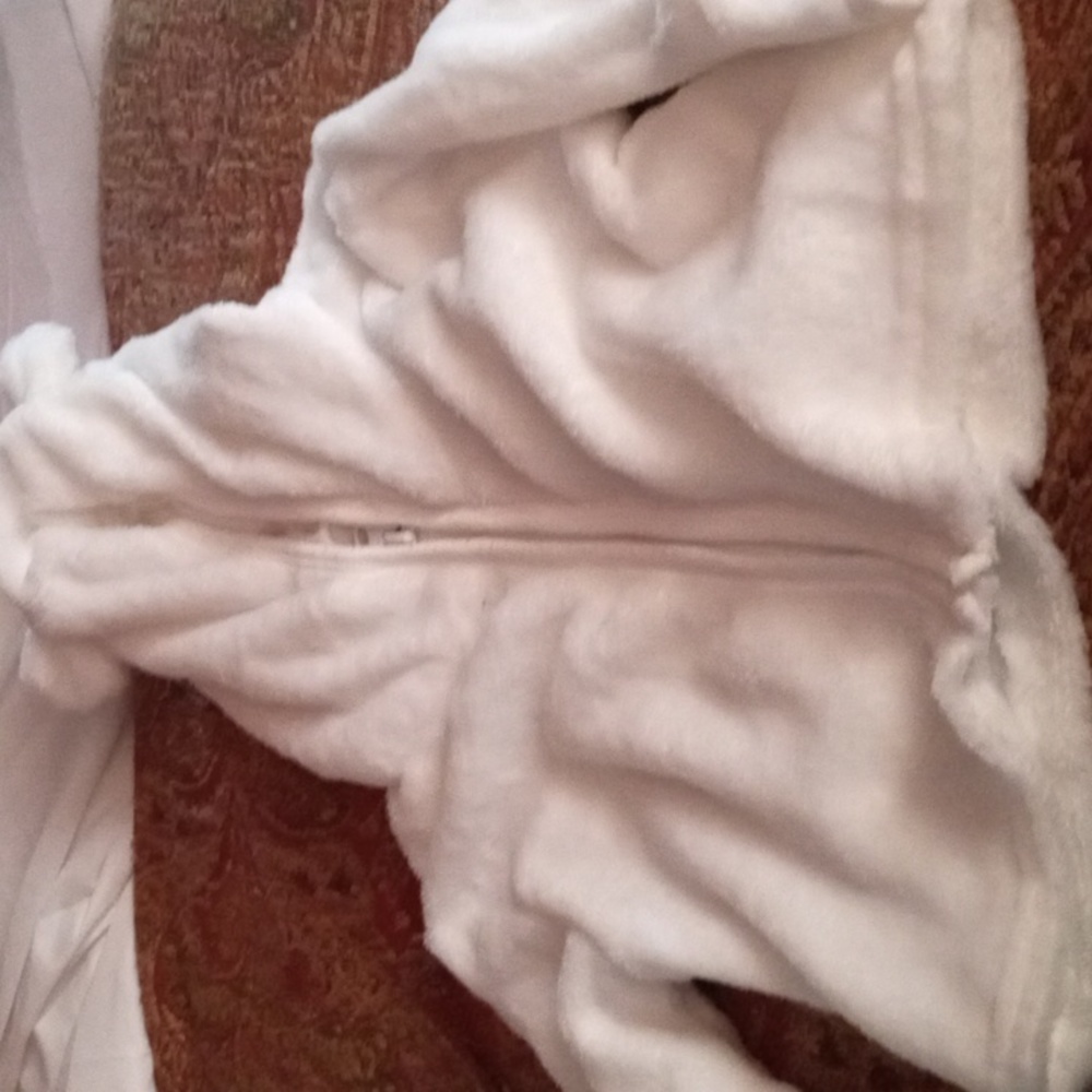 4/$20 Baby 6-12 Month White Plush Fleece Zip Up Hoodie with Bear Ears